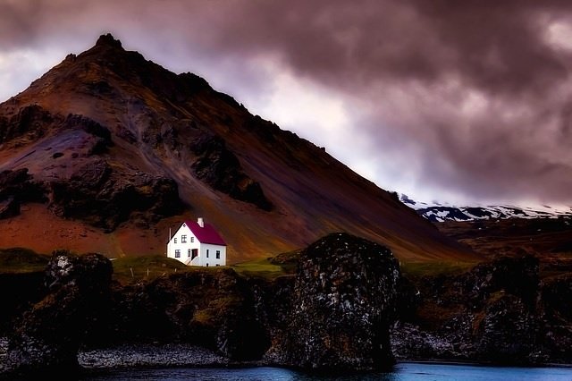 islandia-i-skandinaviki-xora-umano